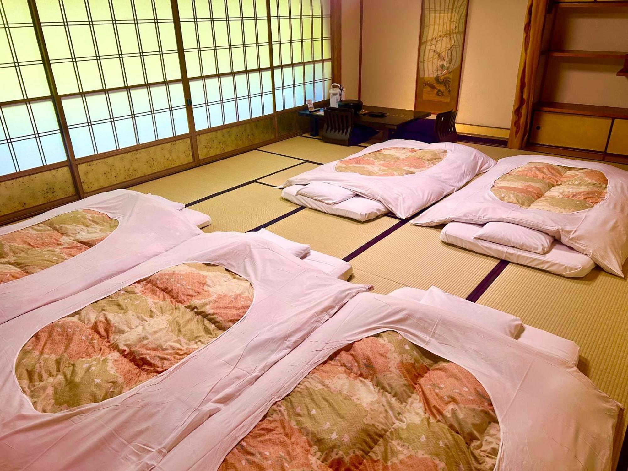 Yoshiike Ryokan Hakone Ruang foto