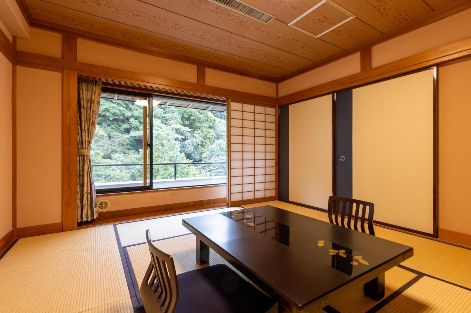 Yoshiike Ryokan Hakone Ruang foto